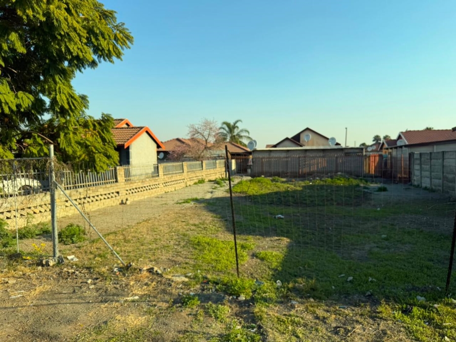 0 Bedroom Property for Sale in Boitekong North West